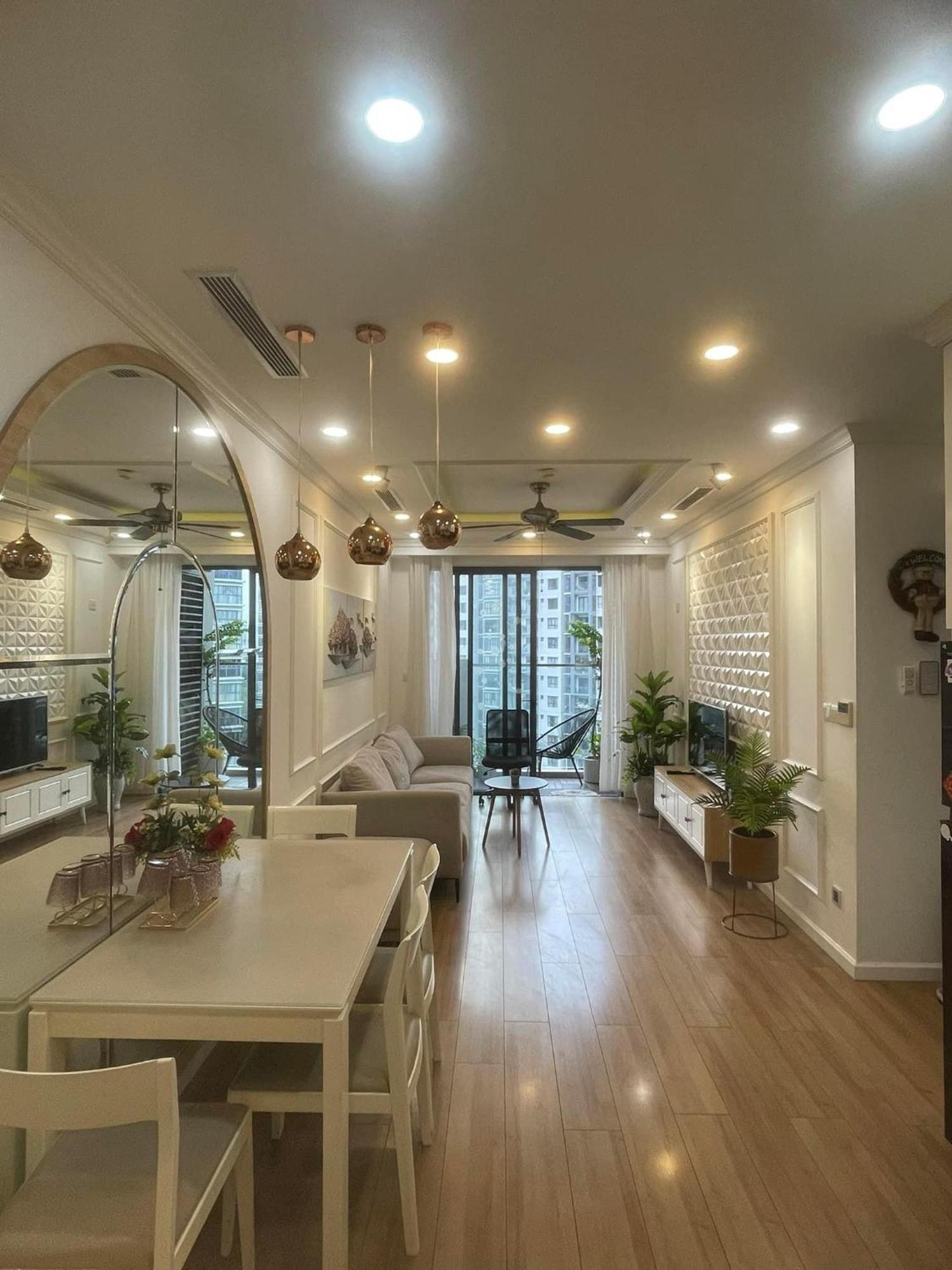Ho Emerald Precinct Celadon Apartment *